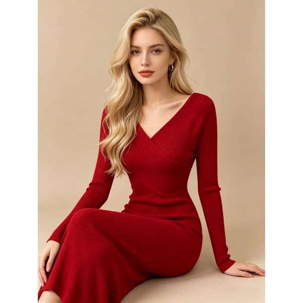 2026 autumn and winter new women's French retro slim fit long sleeved V-neck slim fit knitted dress
