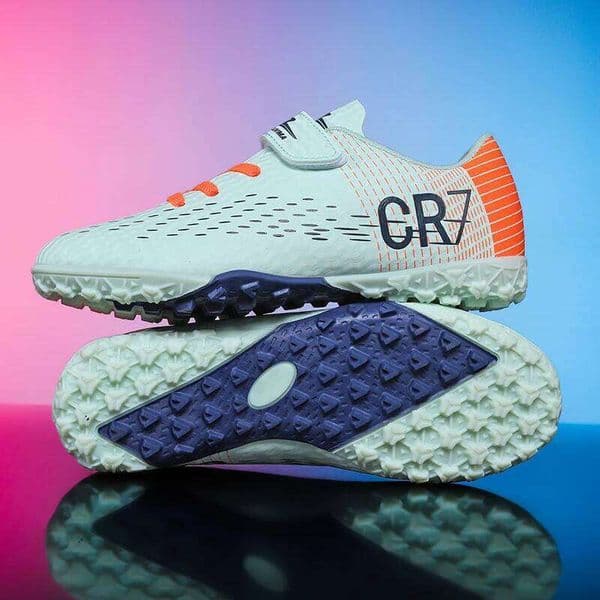 New Men Kids Football Boots Grass Boys Professional Non-Slip Ultralight Cleats Match Soccer Training Shoes Drop Shipping 26L0515