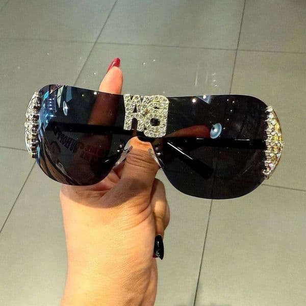 Luxury y2k Rimless Women's Sunglasses with Rhinestone Letters Brand Designer Sun Glasses for Outdoor UV400 Lunettes de soleil 26Y0515