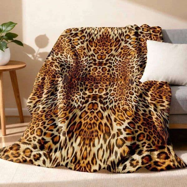 1PC Leopard arts Cow skin pattern Flannel Blanket Thin Throw Soft Warm Blankets Festival Gifts for all season use 26Y0515