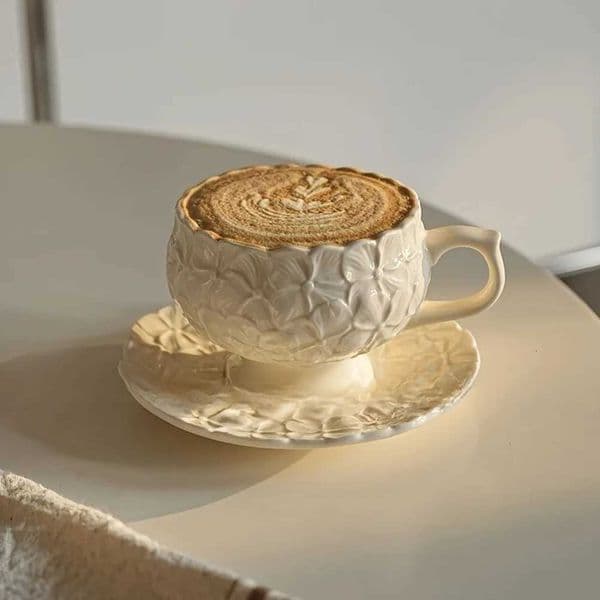 French Cream Coffee Cups Set Cafe Afternoon Tea Coffee Cups Retro Cappuccino Flower Patterned Cup Unique Creativity GiftJ260515