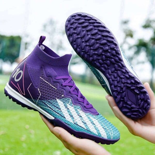New summer anti-skid wear-resistant short studded football shoes men and women, suitable for outdoor training. 26Y0515