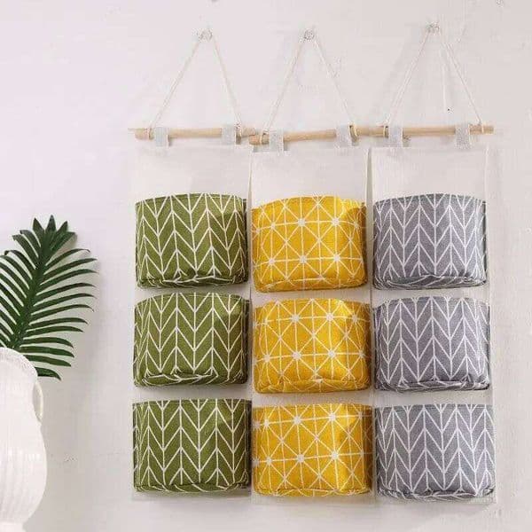 3 Pockets Organizers Waterproof Hanging Storage Bag Wall Mounted Closet Organizer Bear Flamingo Sundries Bags Home Decor 26W0516