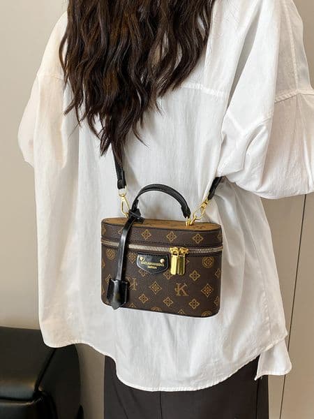 Free shipping handbag for women 2026 new hot selling high-end retro box chain small square bag fashionable and versatile crossbody shoulder bag