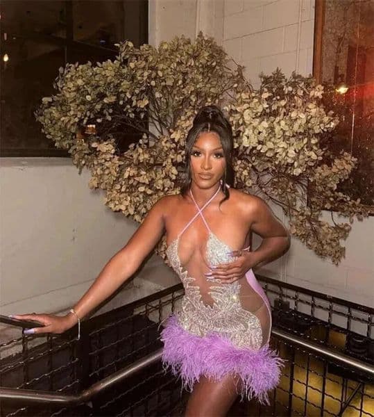 Glitter Light Purple Diamond Short Prom Dresses Halter Neck Beaded Rhinestone Feather Party Homecoming Vestidos