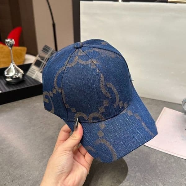 Sports Designer Hat Baseball Caps Women Hole Outdoor Sunshade Warmth Letter High-quality Adjustable Duckbill Cap
