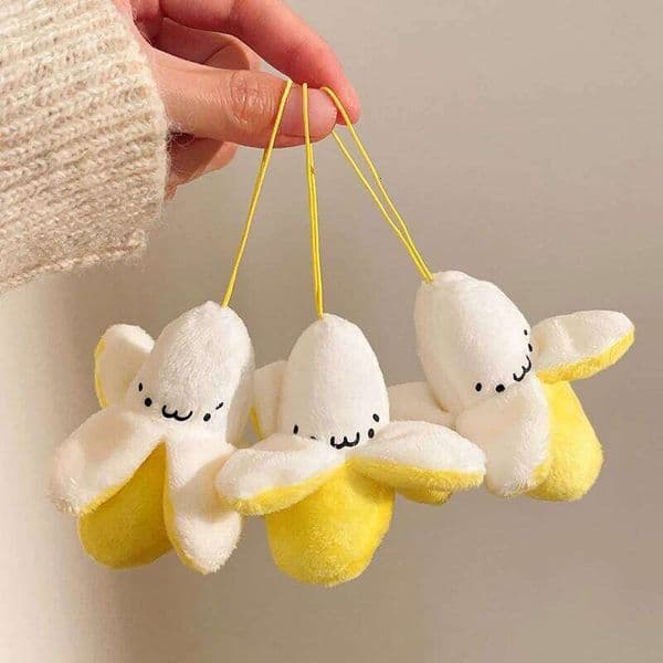 Cartoon Banana Plush Keychain Cute Small Fruit Doll Pendant Keyring for Girls Bag Ornaments Student Book Accessories Gifts 26W0516