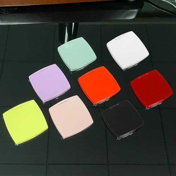 Luxury Designer room Decor Dopamine Color Classic Folding Double Side Portable Hd Make-Up Magnifying Mirror With Flannelette Pouch For VIP C 4