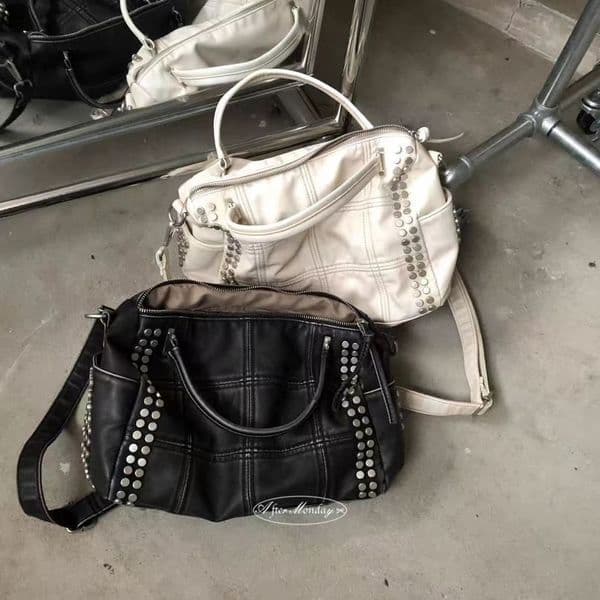 2026 Fashion Retro Style Metal Rivet Tote Bag Womens Handbag Large Capacity Motorcycle Detachable Shoulder Strap 260514