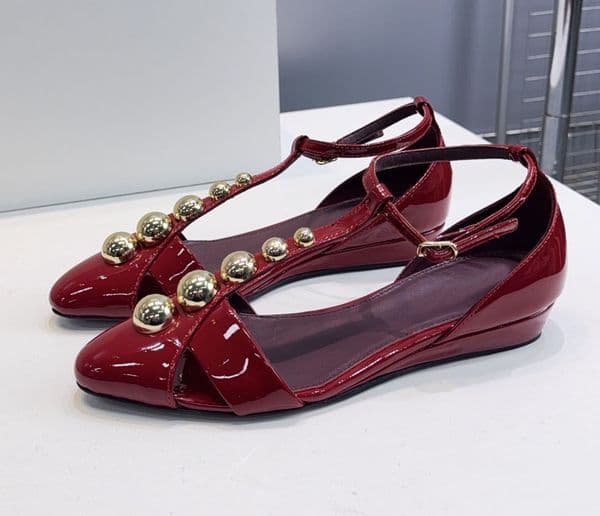 Designer Luxury Dress Shoes Spring Summer Newest Trendy Design Women's Sandals Metal Decoration Pointed-Toe Ankle Strap Solid Color Chic Bota Feminina
