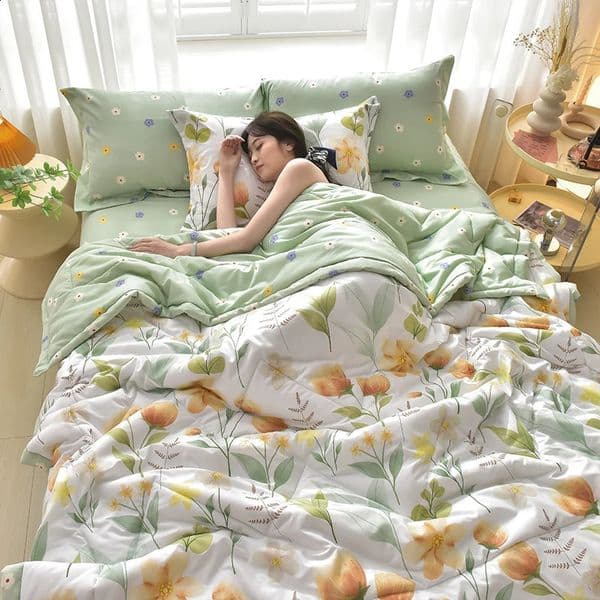 Soft Skin-friendly Spring Summer Quilt Set or 1 Pcs Quilt Comfortable Breathable Summer Blanket Lightweight Air Condition Duvet 260516