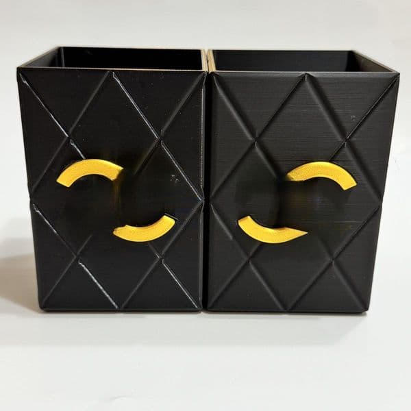 cologne 2026 Designer Multi Functional Storage Cosmetic Organizer Pen Holder Luxury Organizing perfume Box Free Shipping