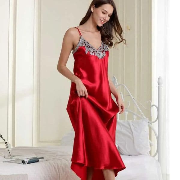 2026 Lace Night Dress Pink Negligee Ladies Long Gowns Black Womens Sleepwear Silk Wear V-Neck Plus Lingerie Dressing Gown Free Shipping 02