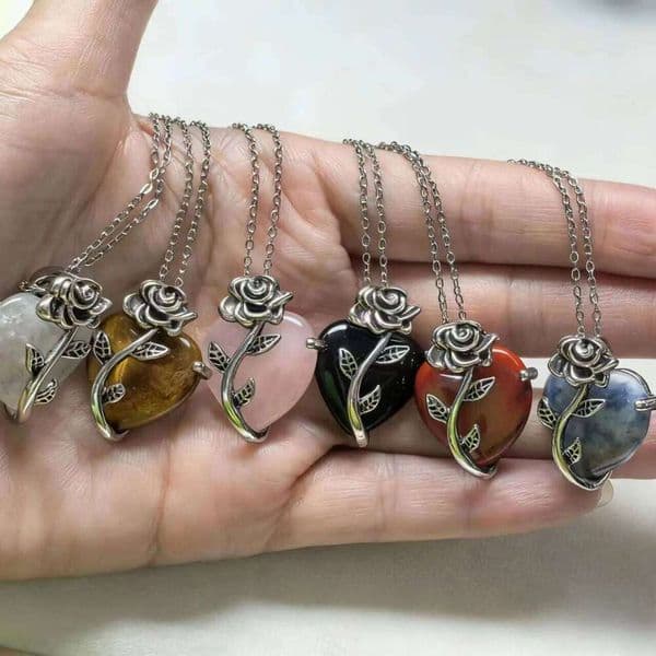 1pc Natural Stone Heart Simple Stylish Rose Pendant for Women Jewelry Necklace Christmas Gift