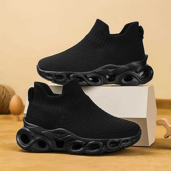Boys shoes 2025 new childrens mesh surface breathable casual sports shoes girls primary school students slip-on socks shoesL260518