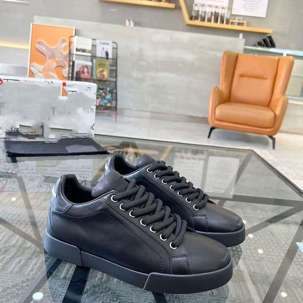 Streetwear men designer shoes black and white cool Luxury Mens casual sports shoe flat sneakers high quality MKdJY0001