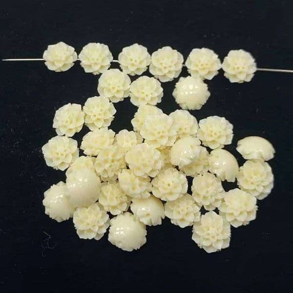 10pcs 10/12/15mm Exquisite Flower-Shaped Natural Shell Beads for Jewelry Making Supplies DIY Necklaces Earrings and Accessories