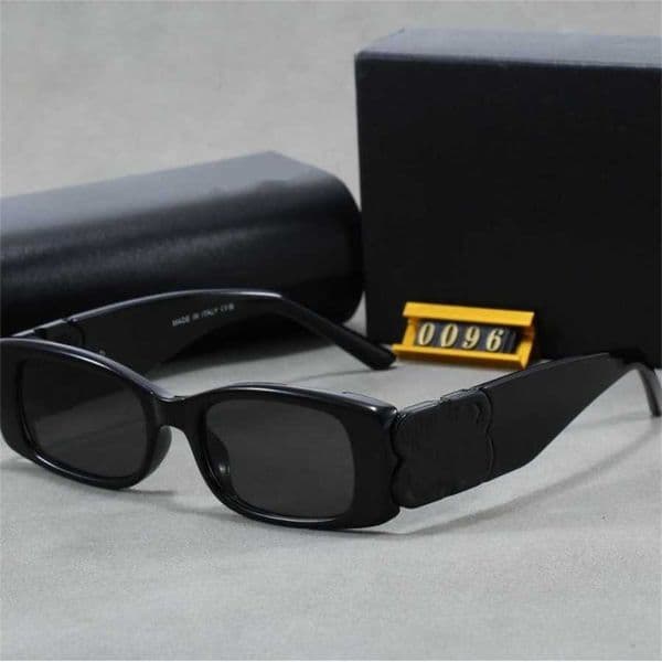 Designer Glasses GD Quan Zhilong Same Style Versatile Sunglasses For Men And Women 2026 New Small Square Narrow Frame High-end Street Style Sunglasses