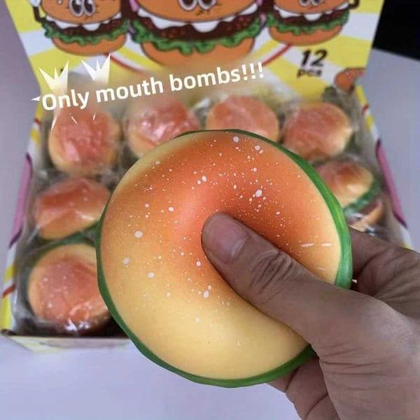 Creative Simulated Burger Squishy Toy Slow Rebound Stress Ball Perfect Holiday Gift for Kids Adults Z260518