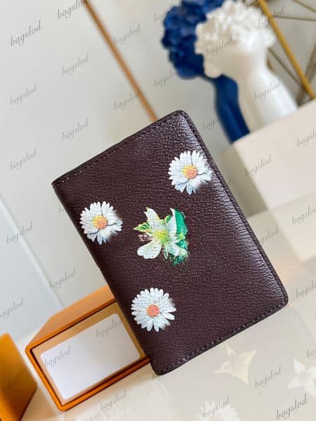 wallet designer woman purse luxury mens wallet designer men women card holder short wallet purse daisy small wallets chrysanthemum Fashion purses passport cover
