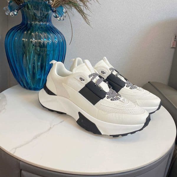 Luxury Men Casual Sport Shoes New Leather Upper Breathable Platform Running Shoes Versatile Breathable Thick Sole Chunky Sneakers 260518