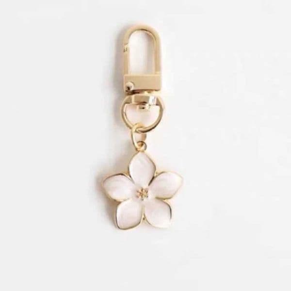 White Pear Blossom Keychain Cute Accessories Keychain Couple Matching Keyrings Pendant Wholesale Items For Boutique Q260518