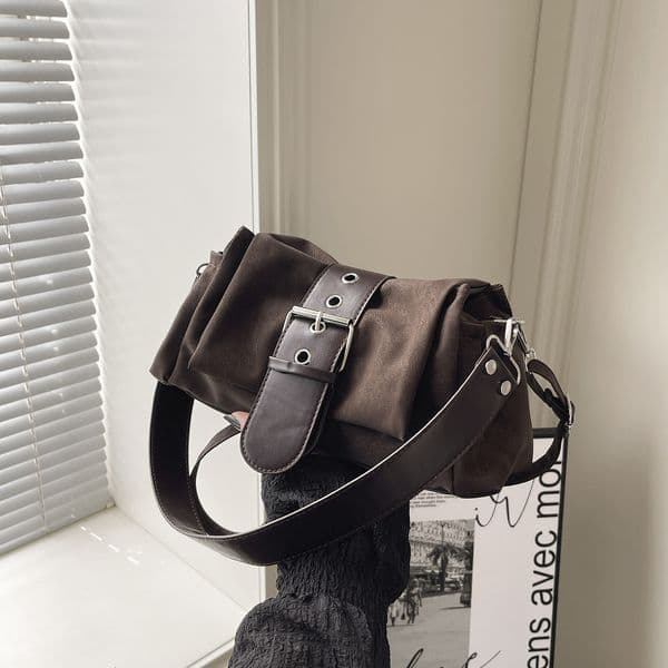 2026 Summer New American Street Retro Style Belt Buckle Design Women's Shoulder Bag Simple suede Design Super popular Handbag Casual Fashion Luxury Bag