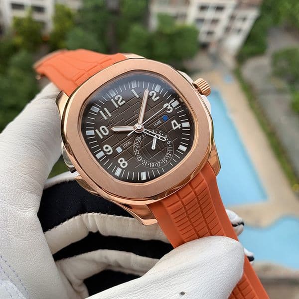 Men multifunctional watch luxury designer watch casual fashion watch mens 40mm silicone strap watch fashionable classic sapphire mens watch