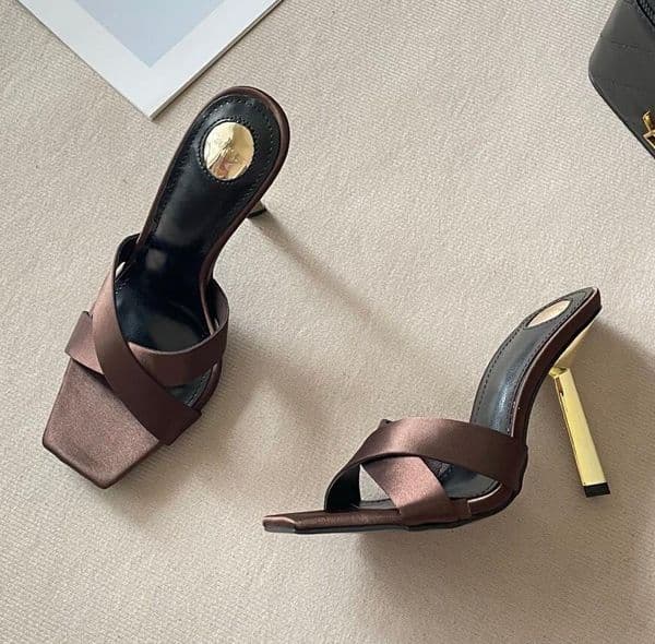 2026Elegant pearl Designe Summer Sandals Women Shoes OPYUM Shoe Mules leather Silk Metal High Heels high heels Pointed Toe Wedding shoes 35-41