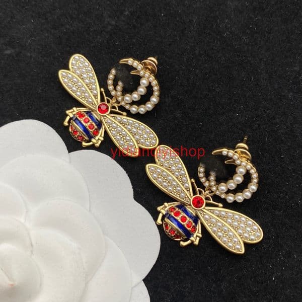 designer earrings gg earrings for women Wind Little Bee Earrings with Double G Inlaid with Pearls and Red Diamonds Unique Stud Earrings