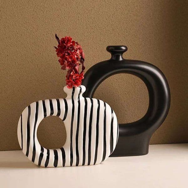 Beihanmei Creative Retro Black White Striped Ceramic Vase for Flower Arrangement Living Room Decor 26W0519