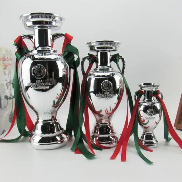 Euro Delaunay League Resin World Cup Fan Supplies Football Trophy 002