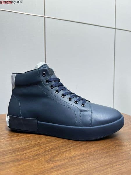 The New Jogging Running Shoes Outdoor Athletic Women Shoes Super Light Men Sneakers Walking shoes 2641321