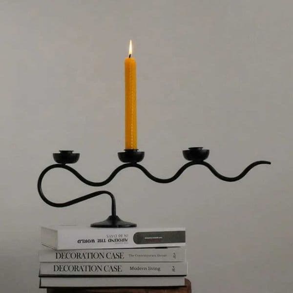 Black Three-Headed Metal Candlestick Vintage Branch-Shaped Candleholder Suitable for Wedding Home Church Dining Table Decoration L260519