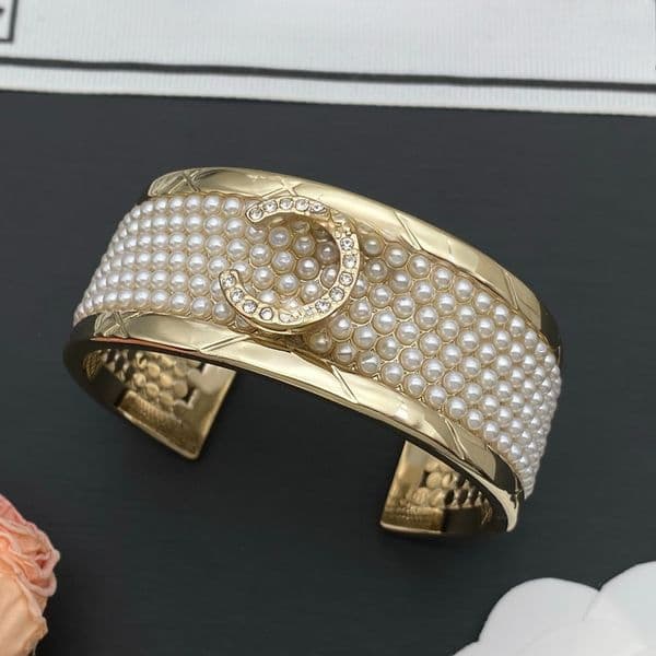Bracelet Designer for Women Womens Open Cuff Bangle Gold Tone Rhinestone Letter Pattern Wide Bangle Elegant Statement Bracelet for Party