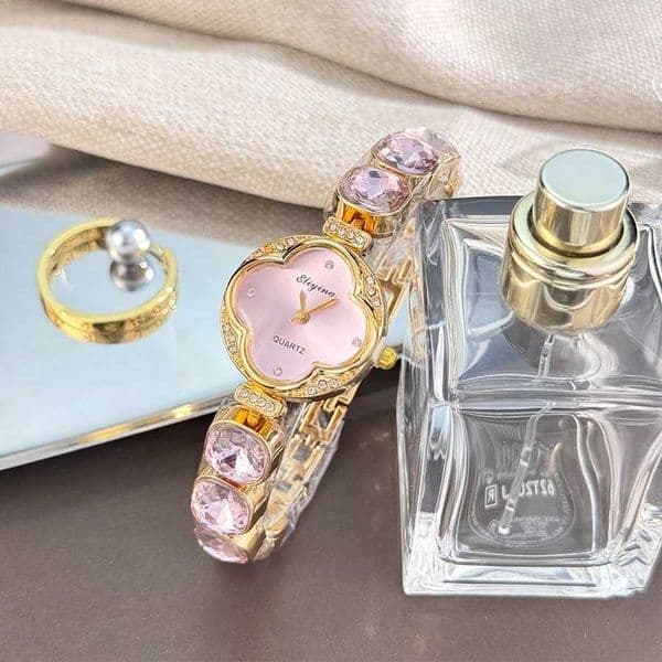 Large Colorful Rhinestone Classicr ShAPed WATCH Case Ladies Quartz WATCH Elegant Fashion AccESSoryT260520