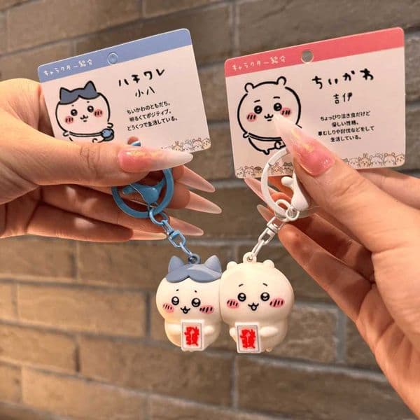 Couple pendantChiikawa Hachiware Couple friends magnetic keychain M260520
