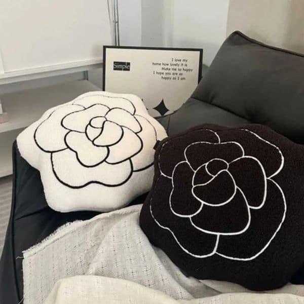 Luxury Designer Flora S art Cream Ivory Black Camellia Embroidery Decorative For Sofa Bedding Living Room Home Decoration Free Shipping 022