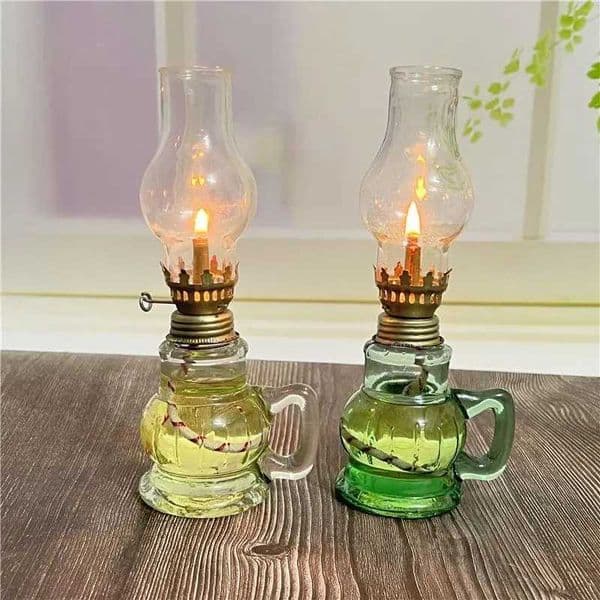 1Pcs Mini Chamber Desktop Glass Oil Fire Fly Decorative Birthday Lamp holder With Lampshade Lighting Kerosene Lantern Candle T260520