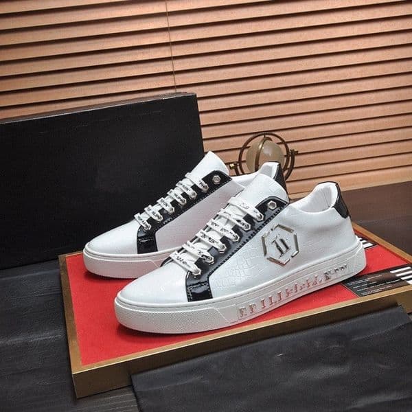 New outdoor casual shoes leather lacing spikes Low top sneakers metal outdoor design njkrew00001