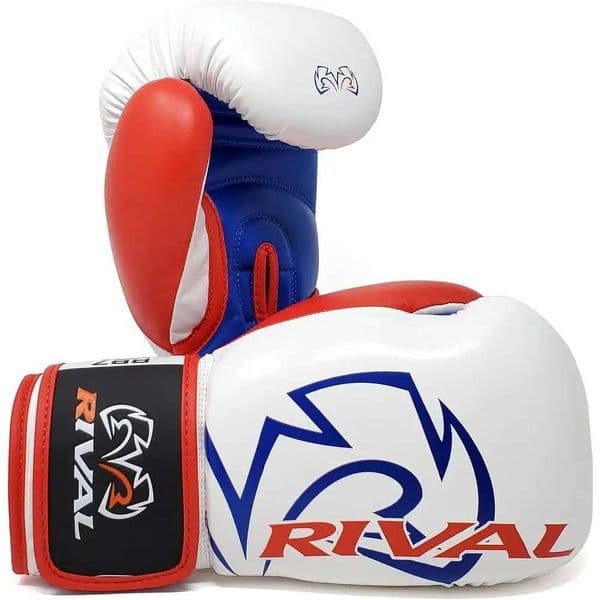 Advanced Boxing Gloves with Ergonomic Straps and Dense Padding for Intensive Training Z260520