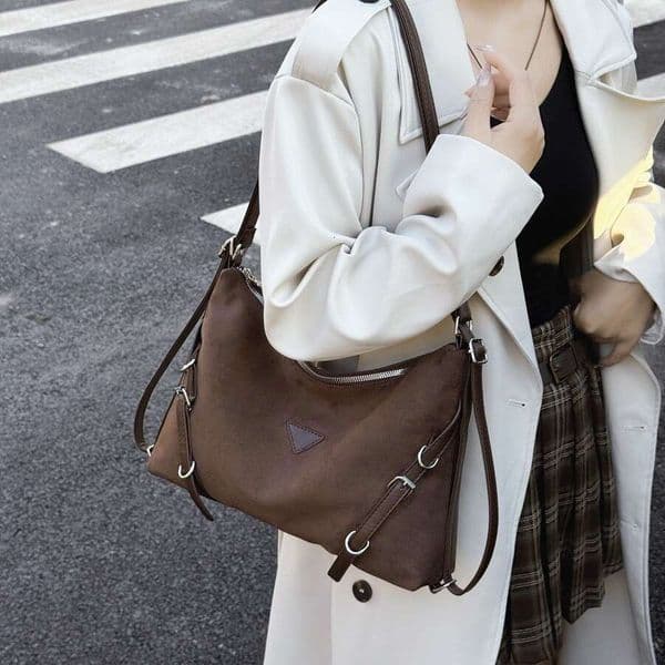 Fashionable Women's Autumn New Fashion Underarm Bag, Unique Texture, Large Capacity, Single and Double Shoulder Tote Bag
