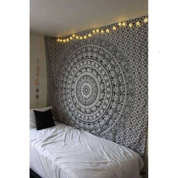 VIKAMA Mandala Tapestry Wall Decoration, Black White Elephant Hippie Style Tapestry, Suitable For Bedrooms And Living Rooms 26W0519
