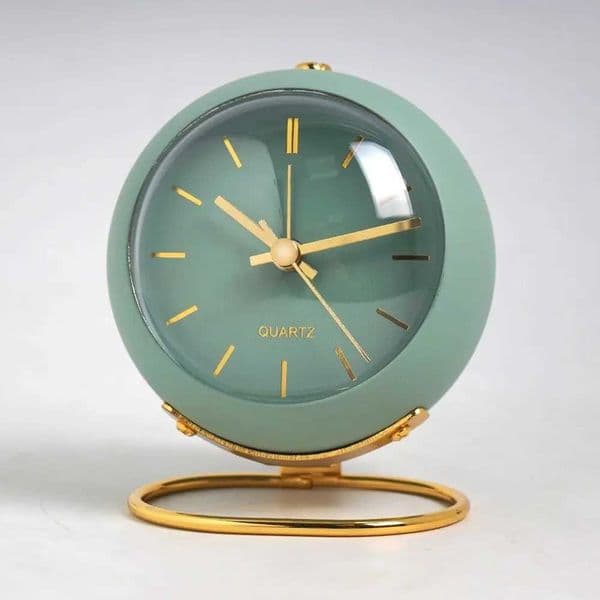 Nordic Creative Electronic Desk Clock Minimalist Childrens Alarm Clock New Desktop Bedside Student Silent Luminous Pointer C260520