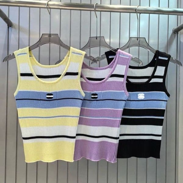 Fashionable womens crew neck short slve vest knit top style Z260529