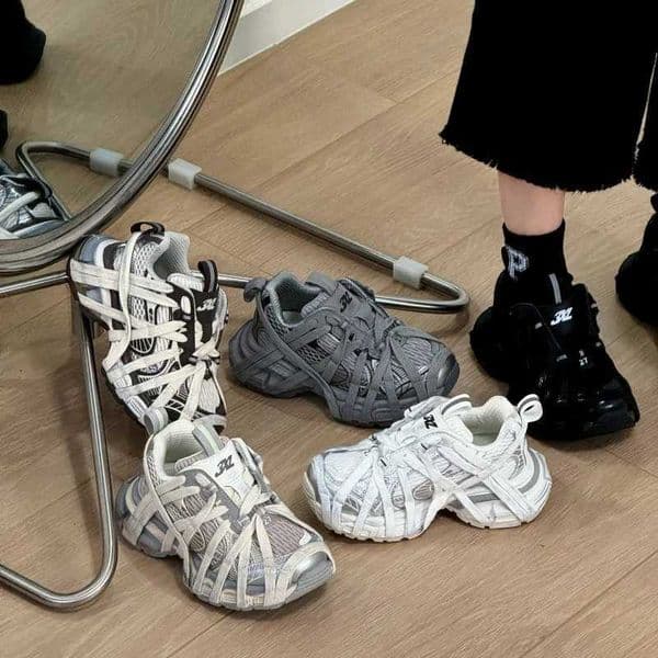 Trendy fashionable childrens running shoes Comfortable autumn new styles girls dad shoes with straps boys sports shoesJ260521