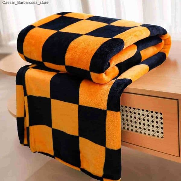 1PC Throw Checkerboard Black and Orange Flannel Blanket for Couch Bed Sofa Cozy Comfy Warm Halloween Decor for All SeasonL260521U3G8