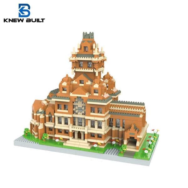 Harvard University Micro Mini Building Blocks Assembly Puzzle Entertainment Toys Creative Desktop Decorations Patty Gift M260520