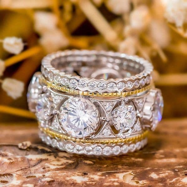Cao Shi temu's new hot-selling two-tone ring for women, luxurious palace-style elegant jewelry, fashionable and exquisite design