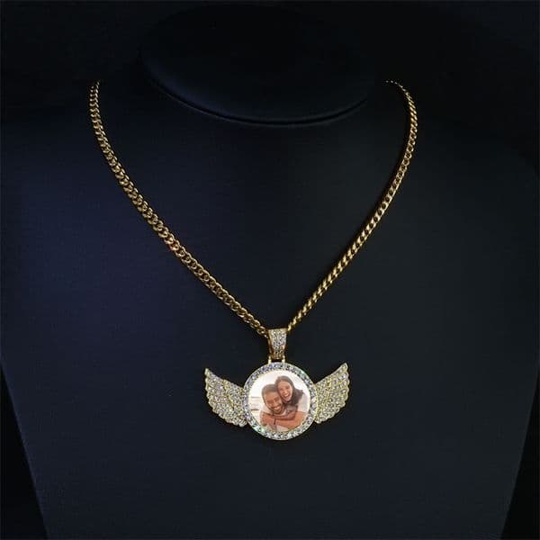 Custom Picture Pendant Iced Out Pendant With Small Circle Angel Wings Diamond Po Pendant Necklace Gifts Hip Hop Jewelry 260521
